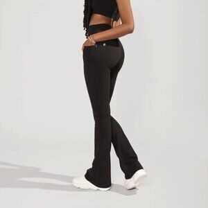 PopFlex Supersculpt Flared Leggings with Pockets - Black